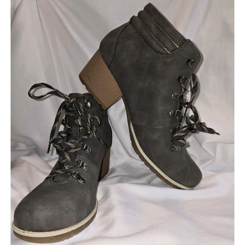 BOC Alder Ankle Boots 10M Gray Round Toes Block Heels Lace Up Hiker Style